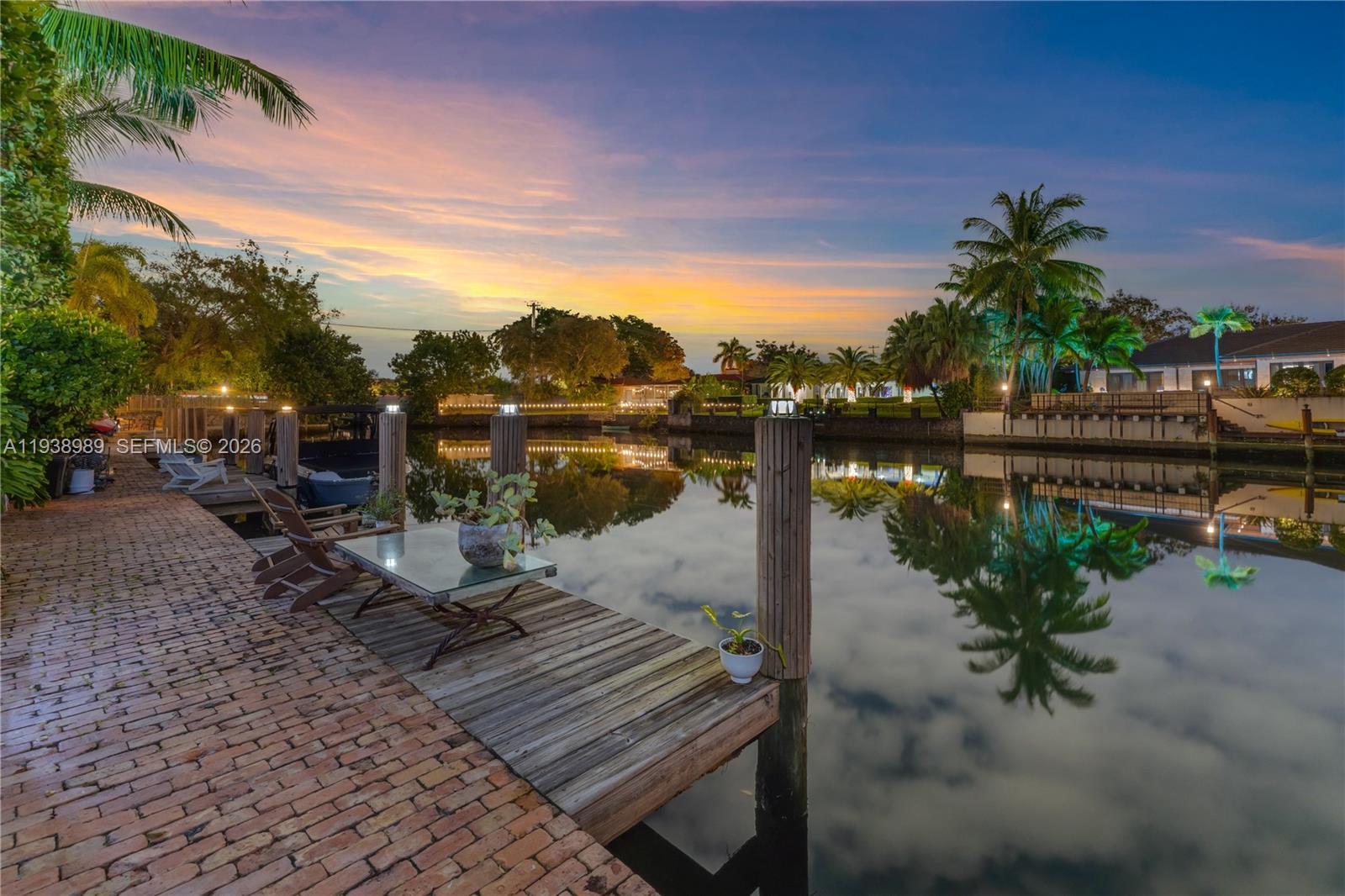 4819 University Drive # 4819