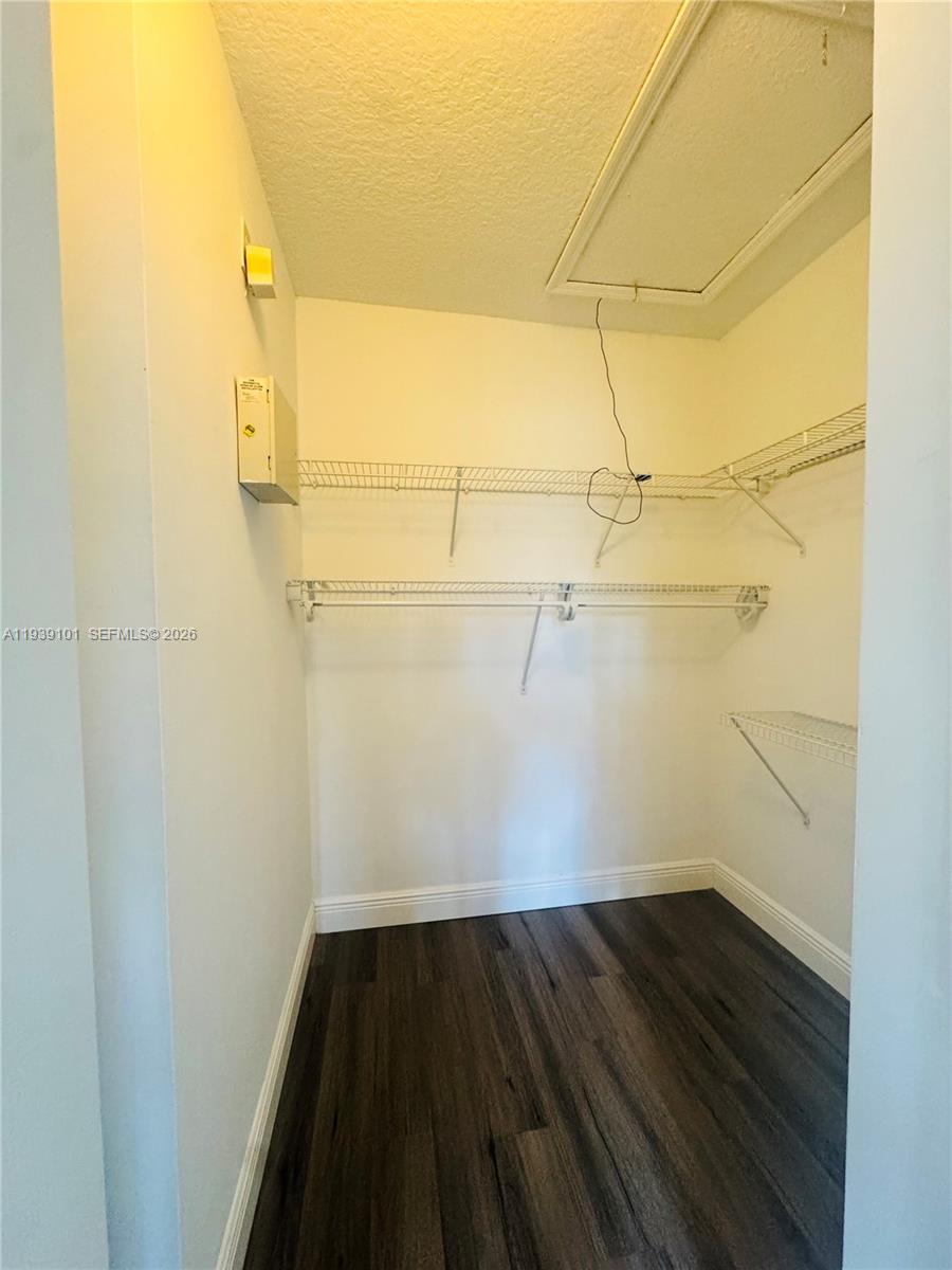 3390 NE 10th St # 201