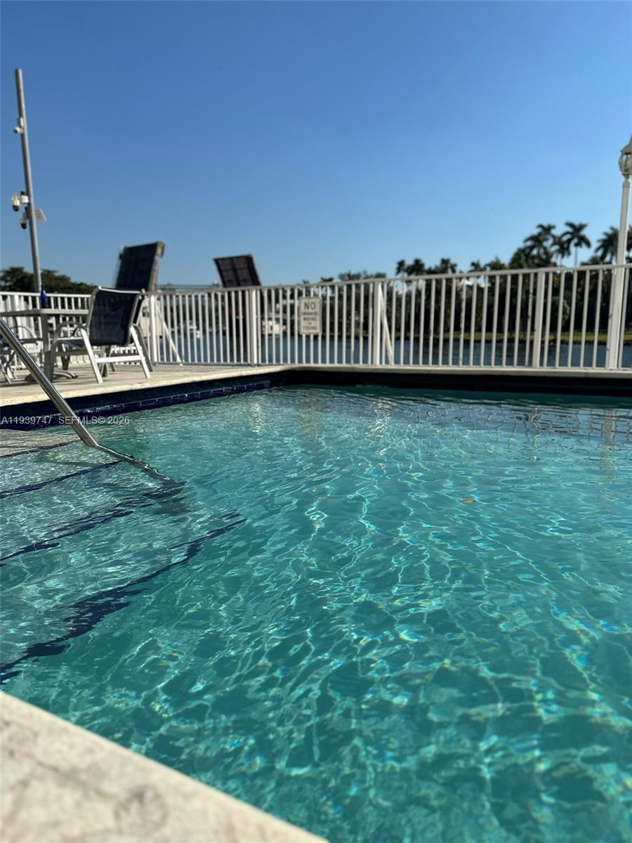 1740 NW N River Dr # 626