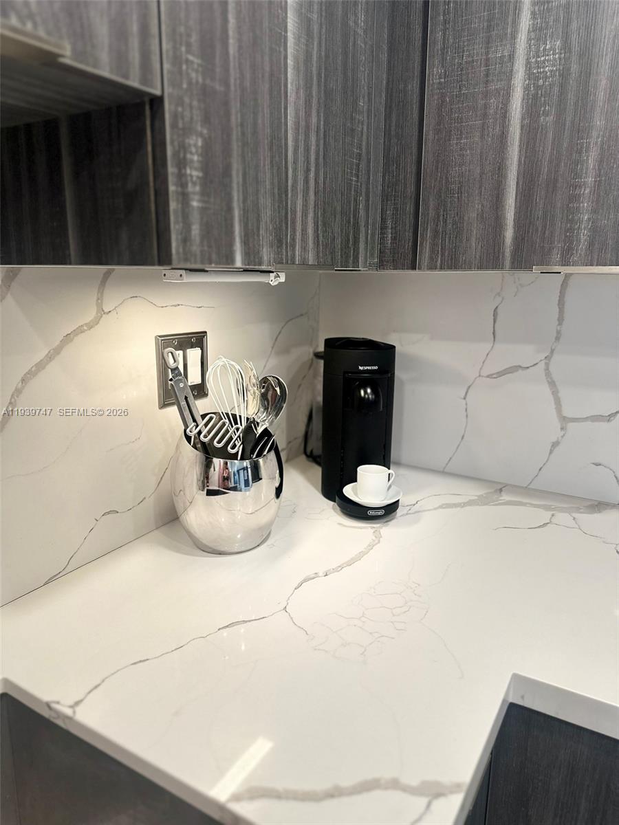 1740 NW N River Dr # 626