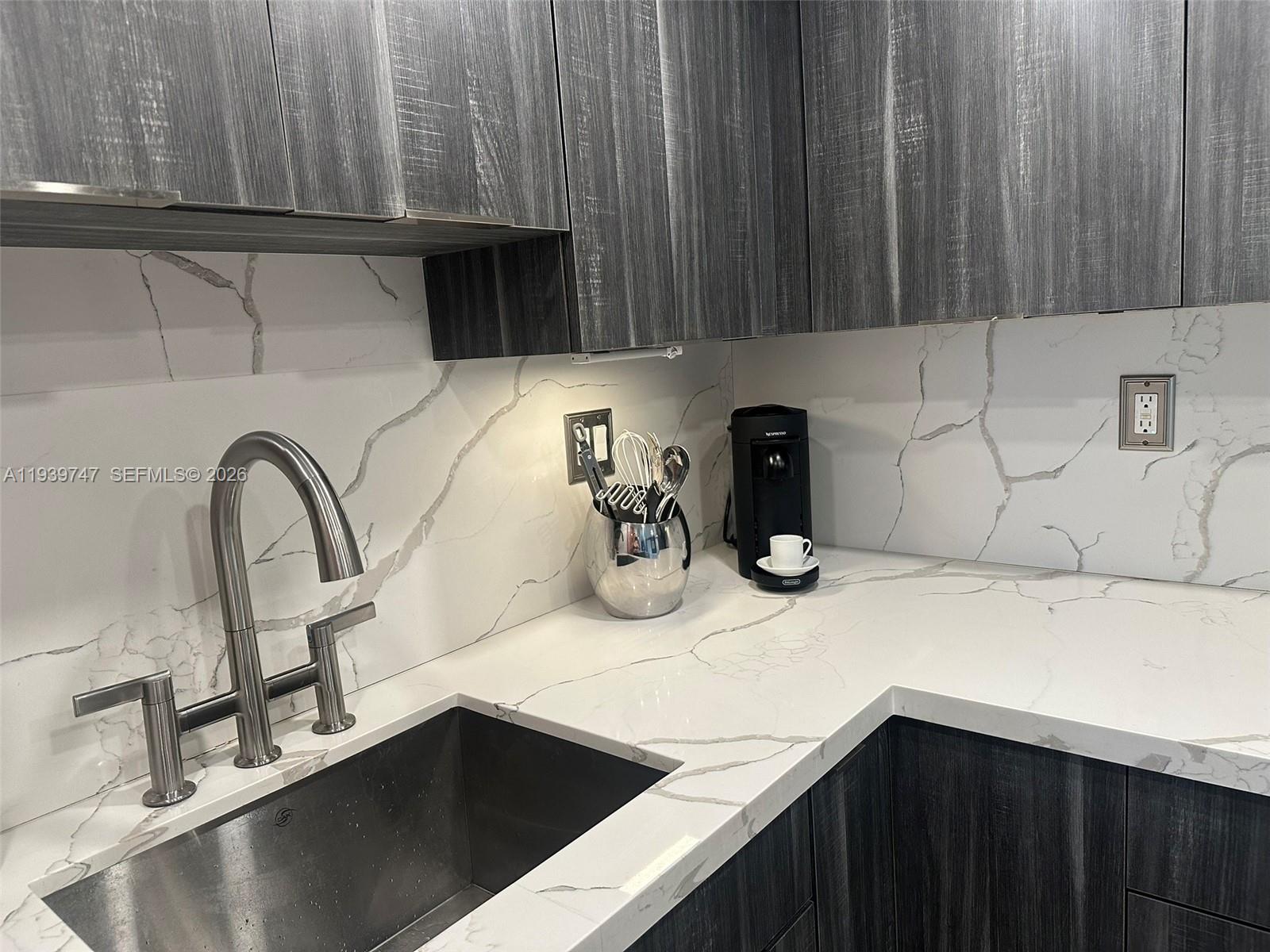 1740 NW N River Dr # 626