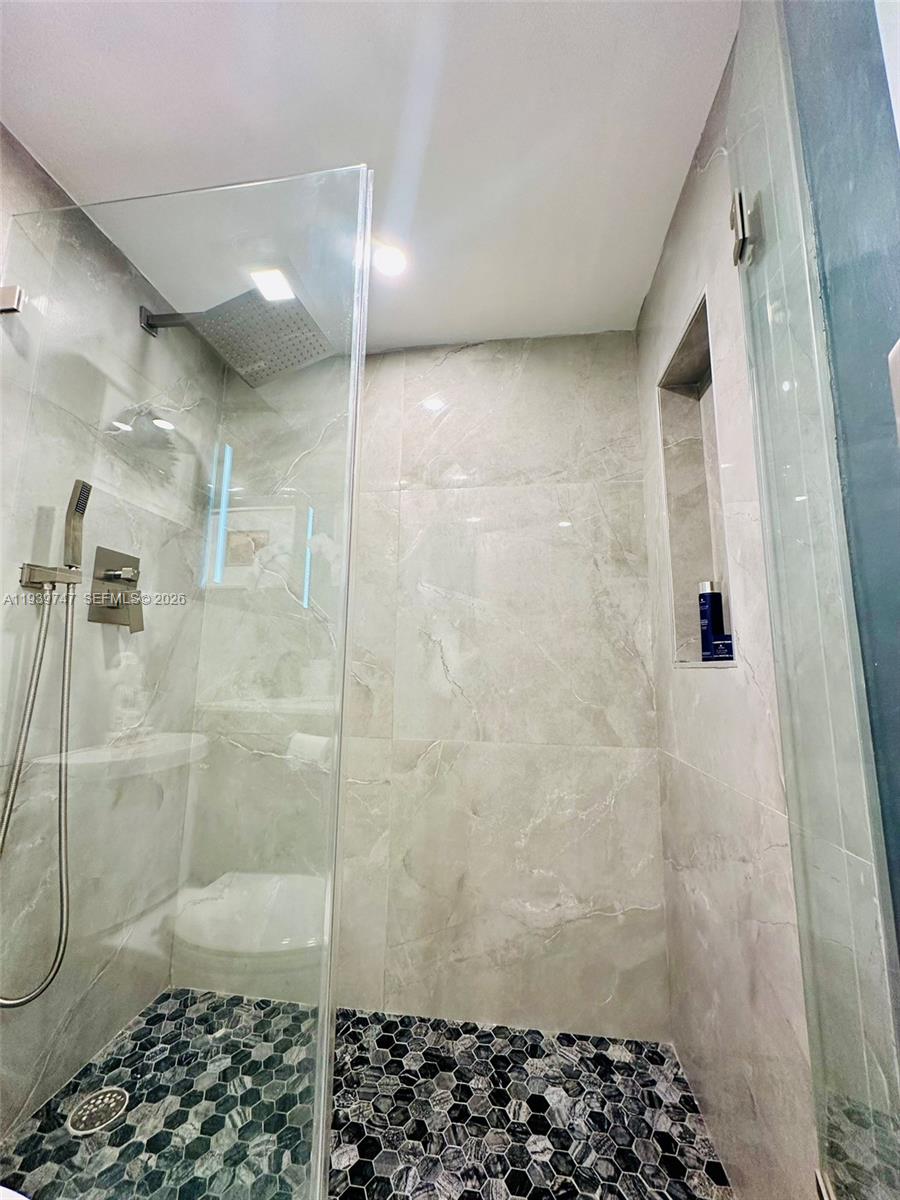 1740 NW N River Dr # 626