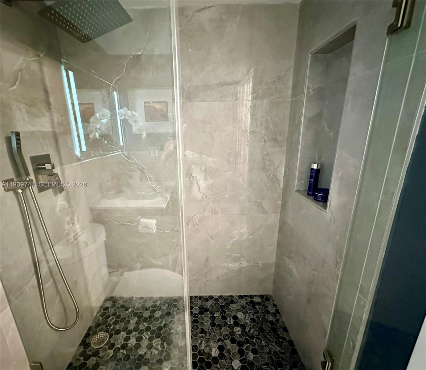 1740 NW N River Dr # 626