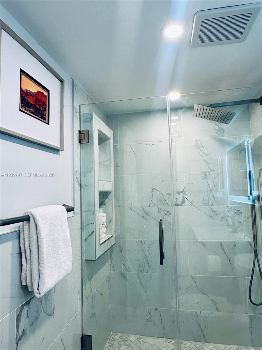 1740 NW N River Dr # 626