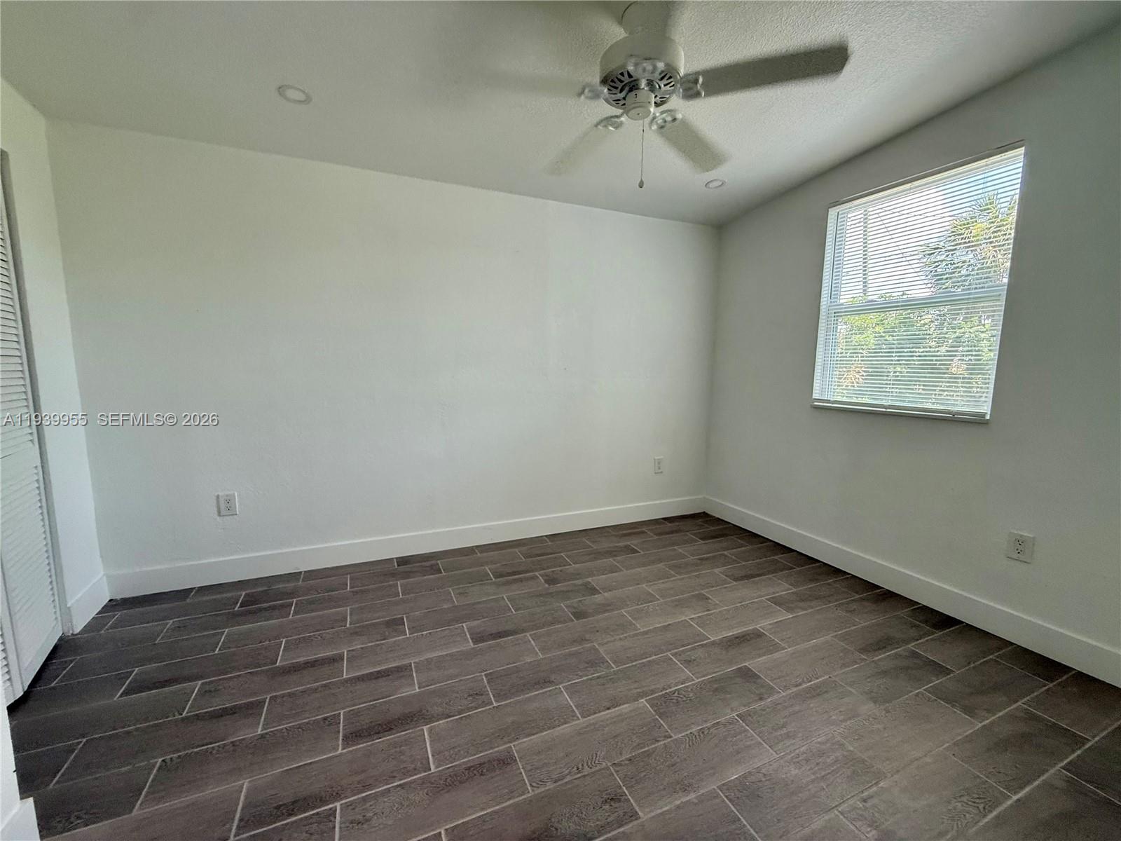 3460 Normandy Dr