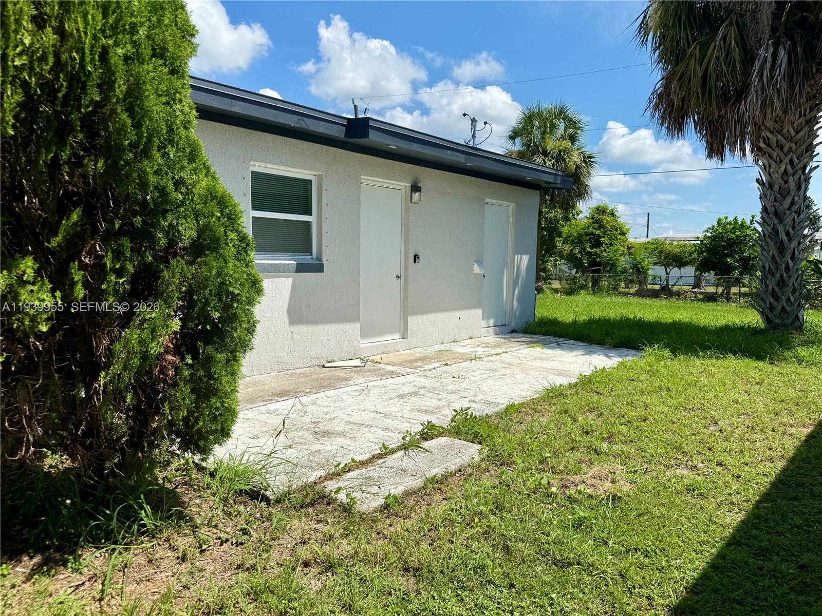3460 Normandy Dr