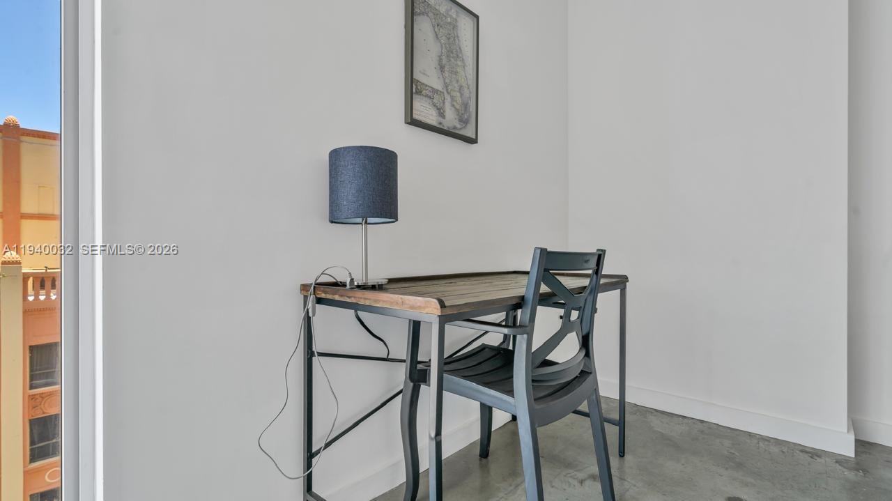 151 SE 1st St # 1403