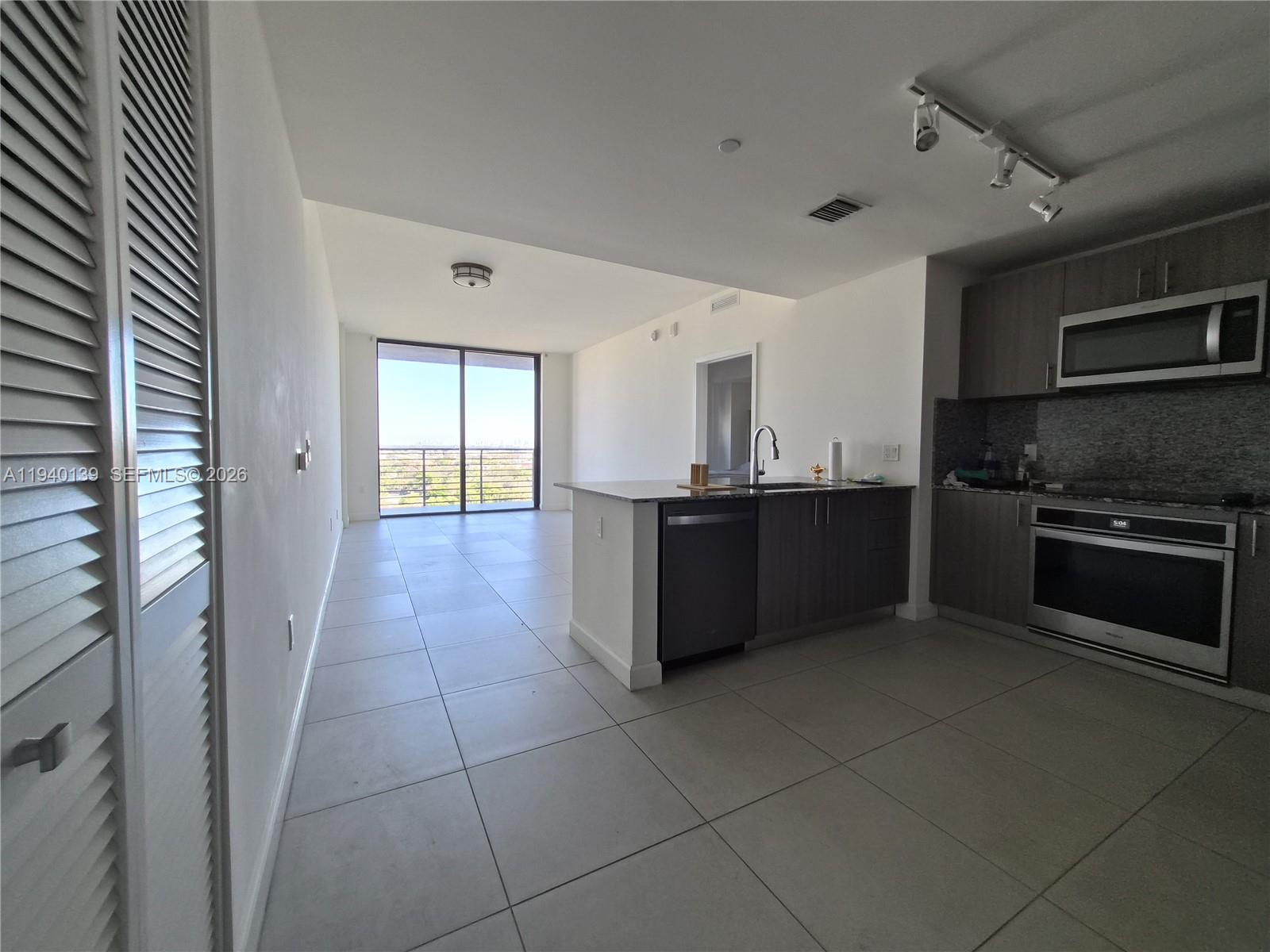 5350 NW 84th Ave # 1111