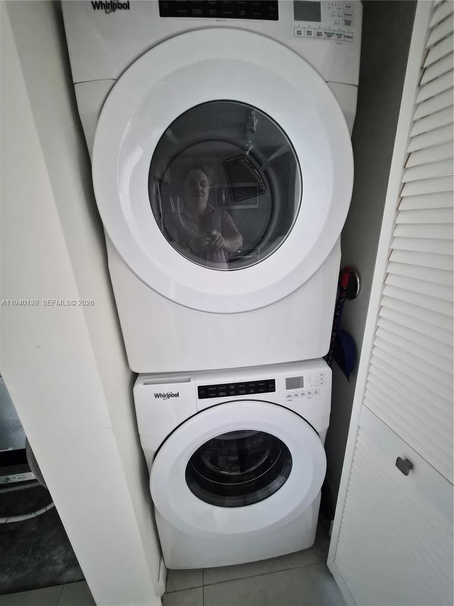 5350 NW 84th Ave # 1111