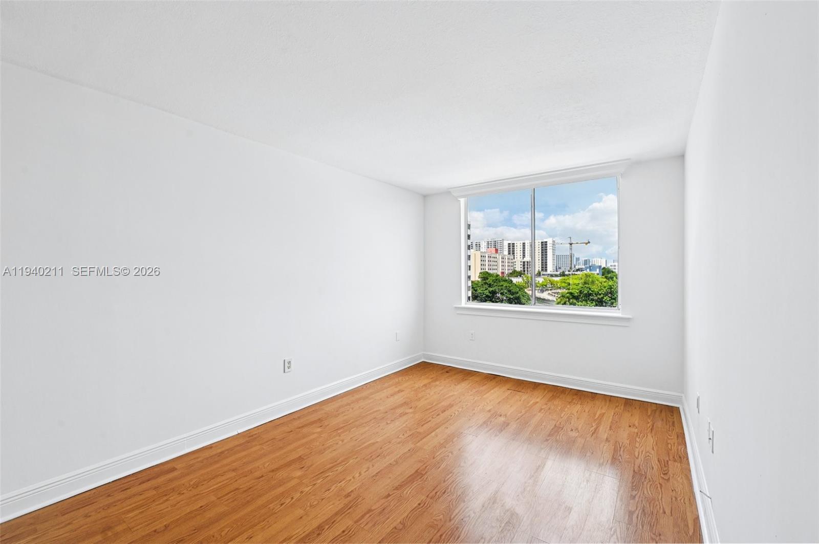 1740 NW N River Dr # 614