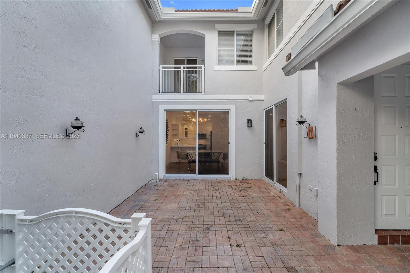 1450 Weeping Willow Way