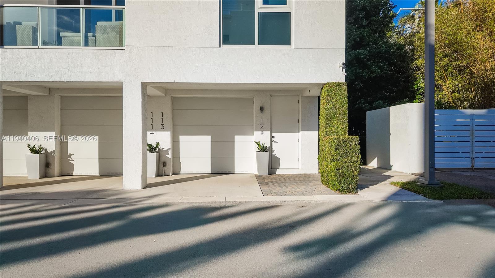 455 NE 39th St # 112