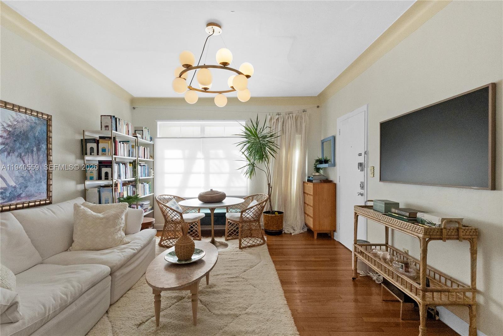 826 Euclid Ave # 11