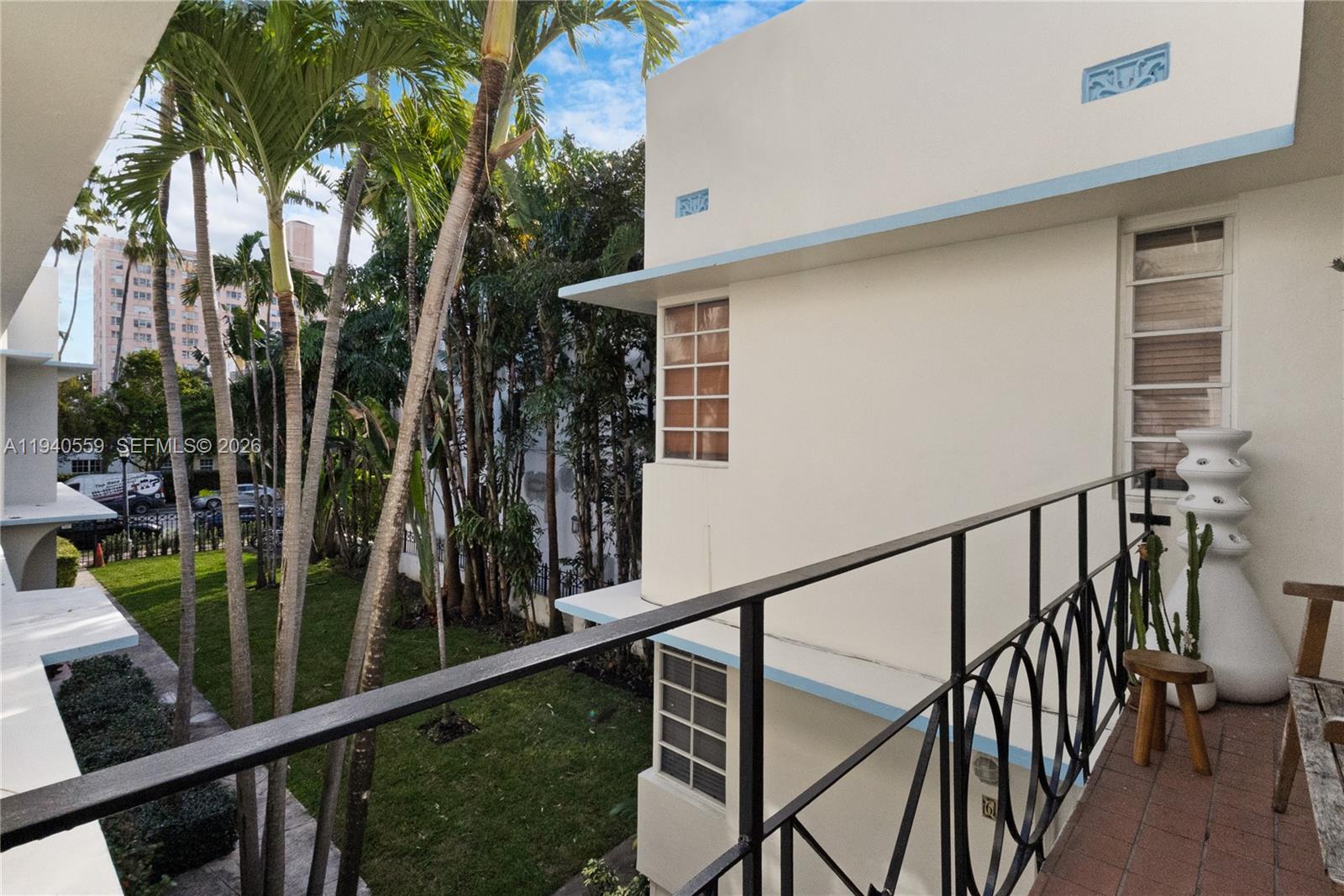 826 Euclid Ave # 11