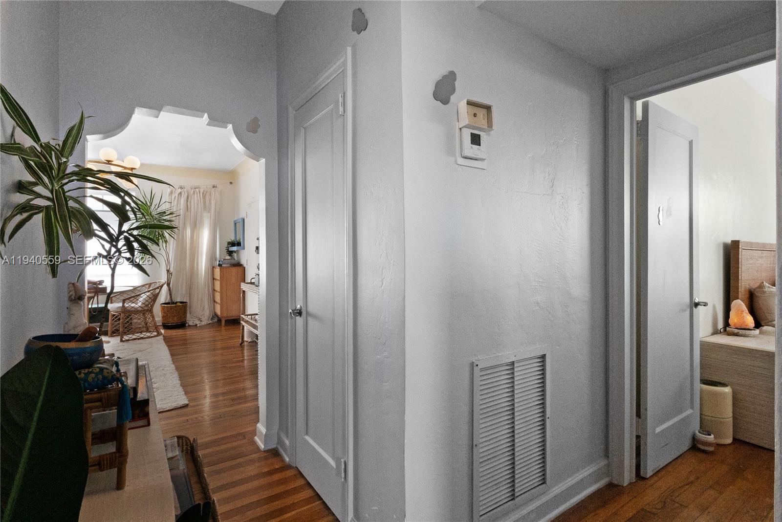 826 Euclid Ave # 11
