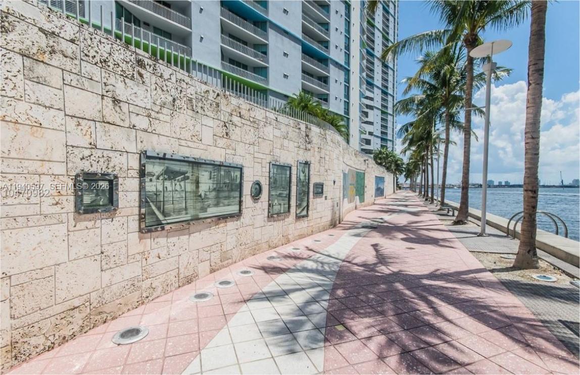 335 S Biscayne Blvd # 2910