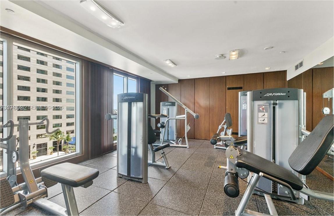 335 S Biscayne Blvd # 2910