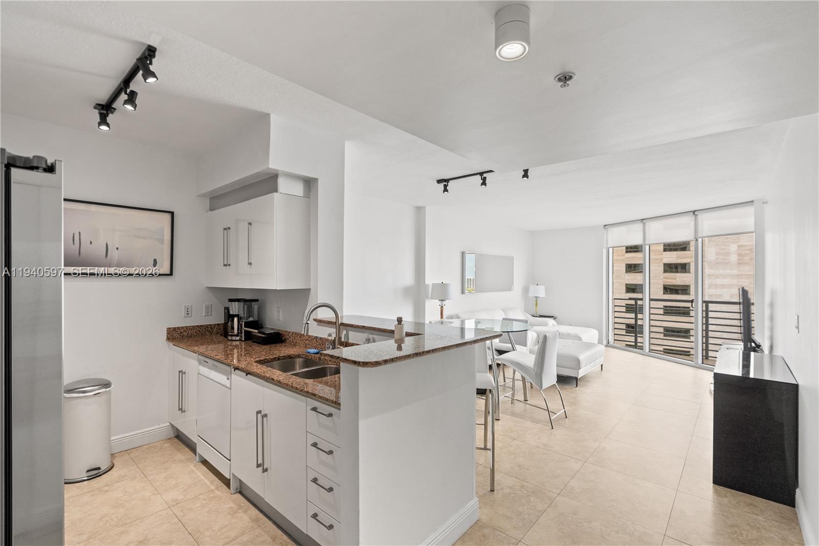 335 S Biscayne Blvd # 2910