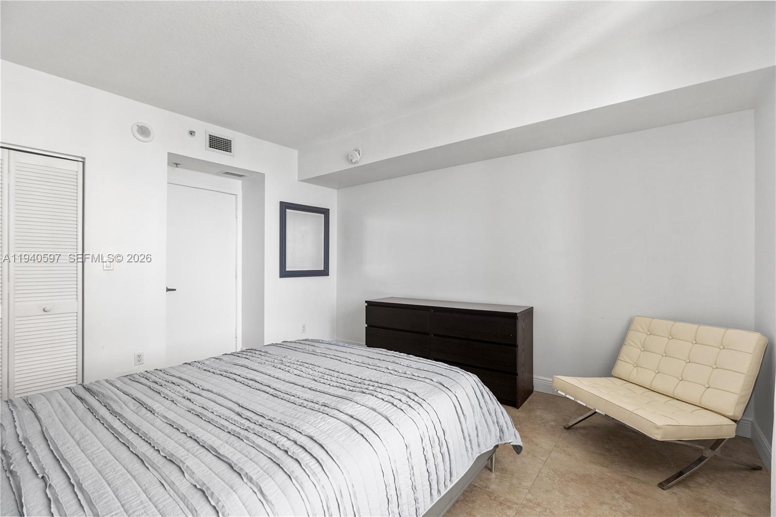 335 S Biscayne Blvd # 2910