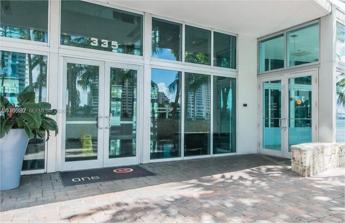 335 S Biscayne Blvd # 2910