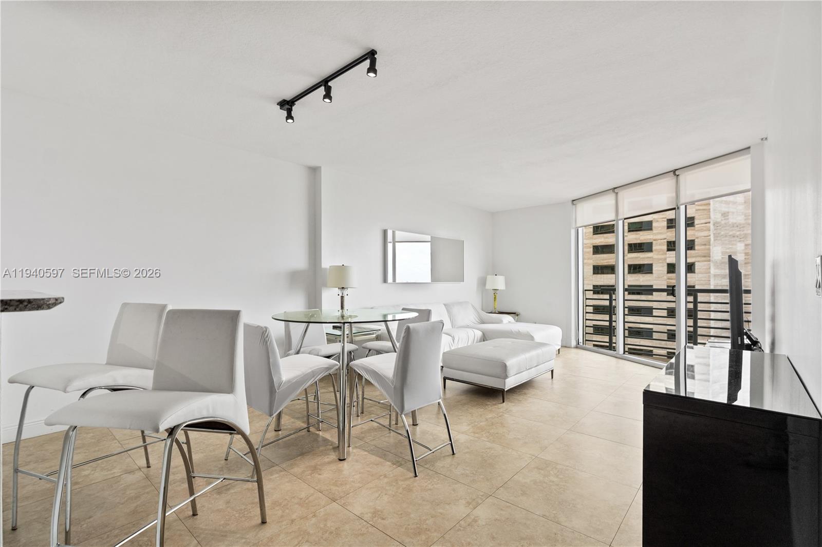 335 S Biscayne Blvd # 2910
