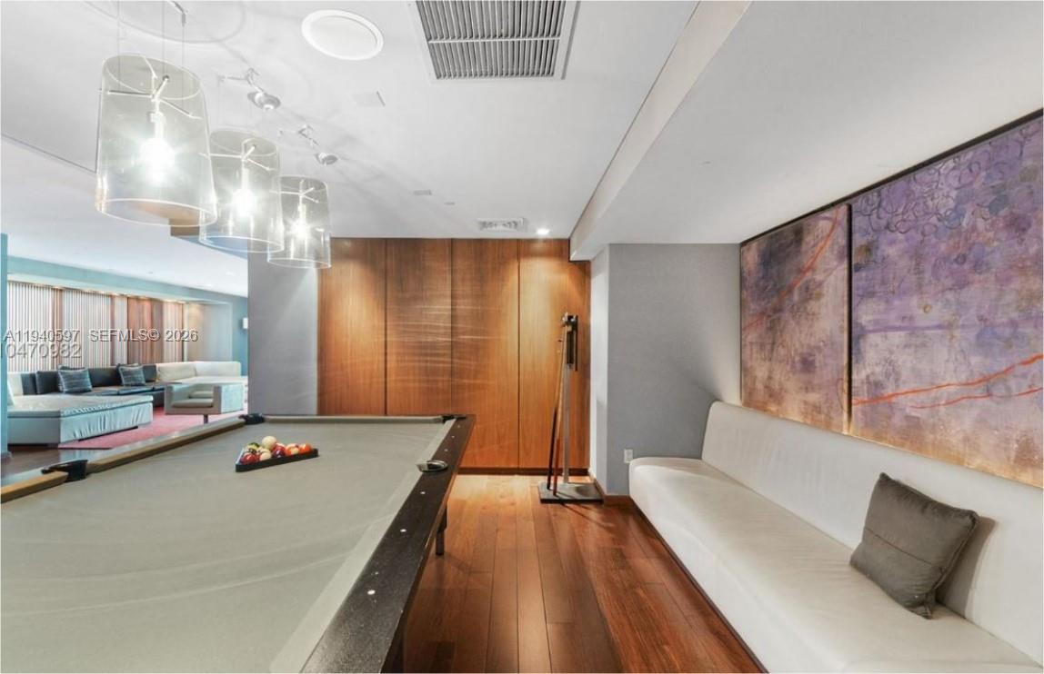 335 S Biscayne Blvd # 2910
