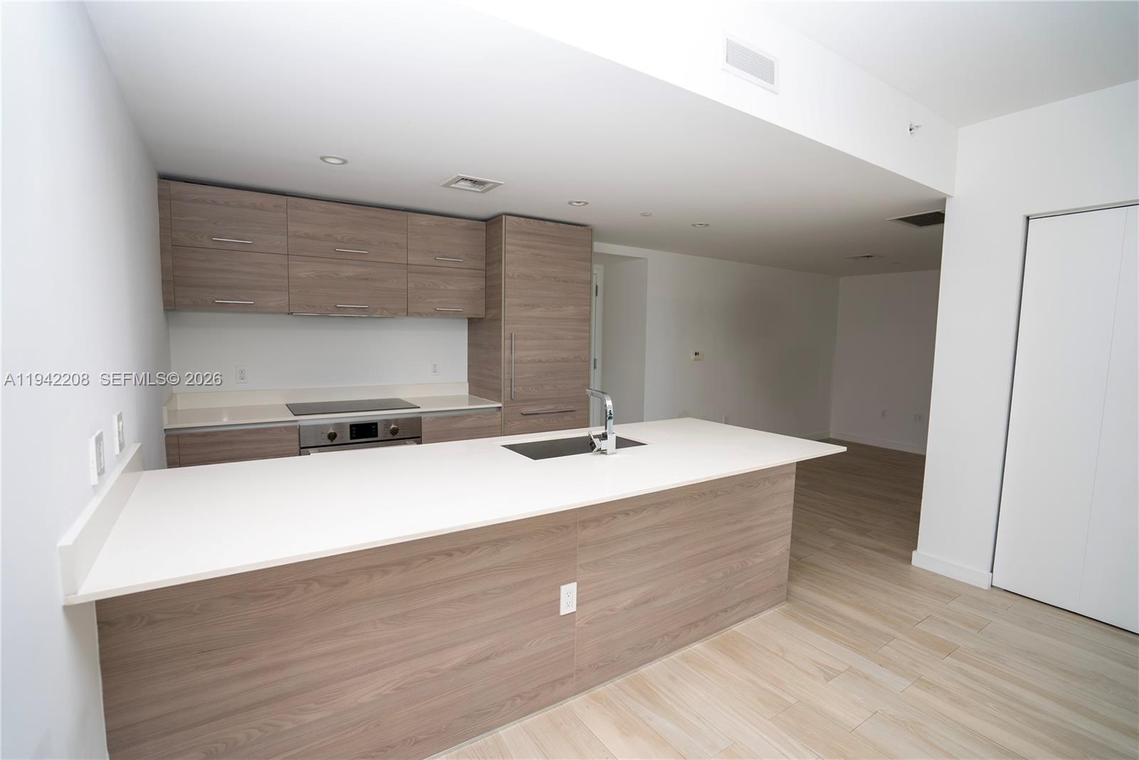 1300 S Miami Ave Unit: 1002