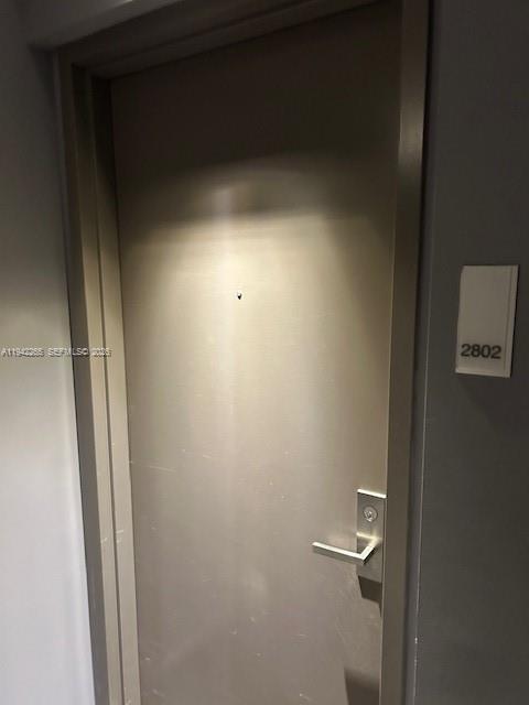 1300 Brickell Bay Dr # 2802