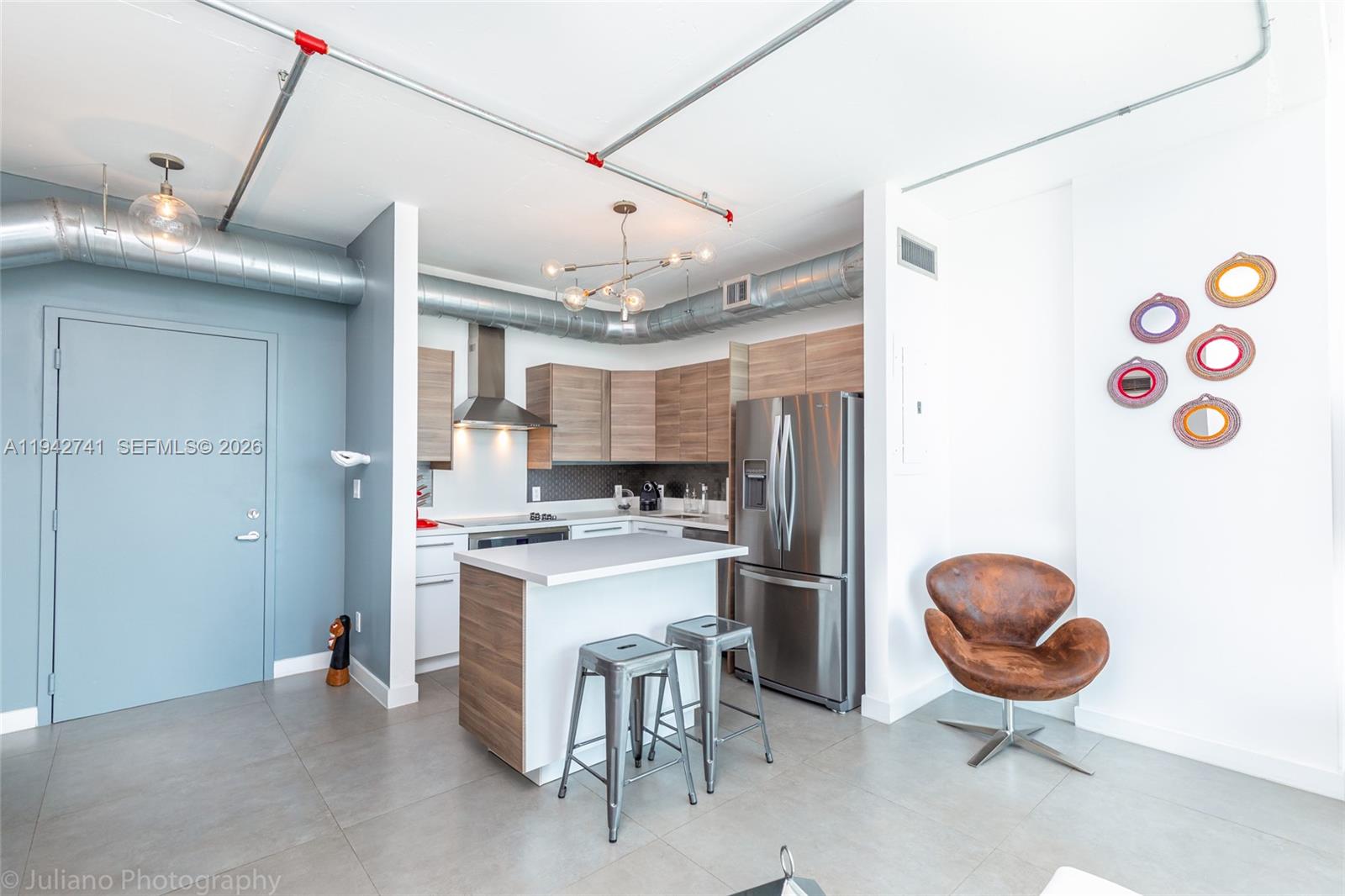 690 SW 1st Ct Unit: PHI17