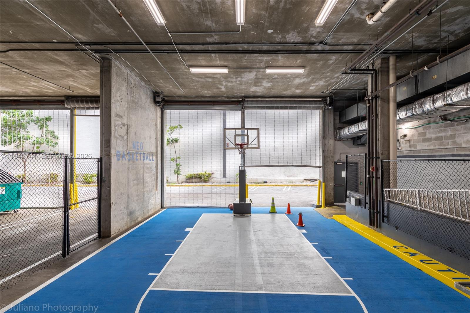 690 SW 1st Ct Unit: PHI17