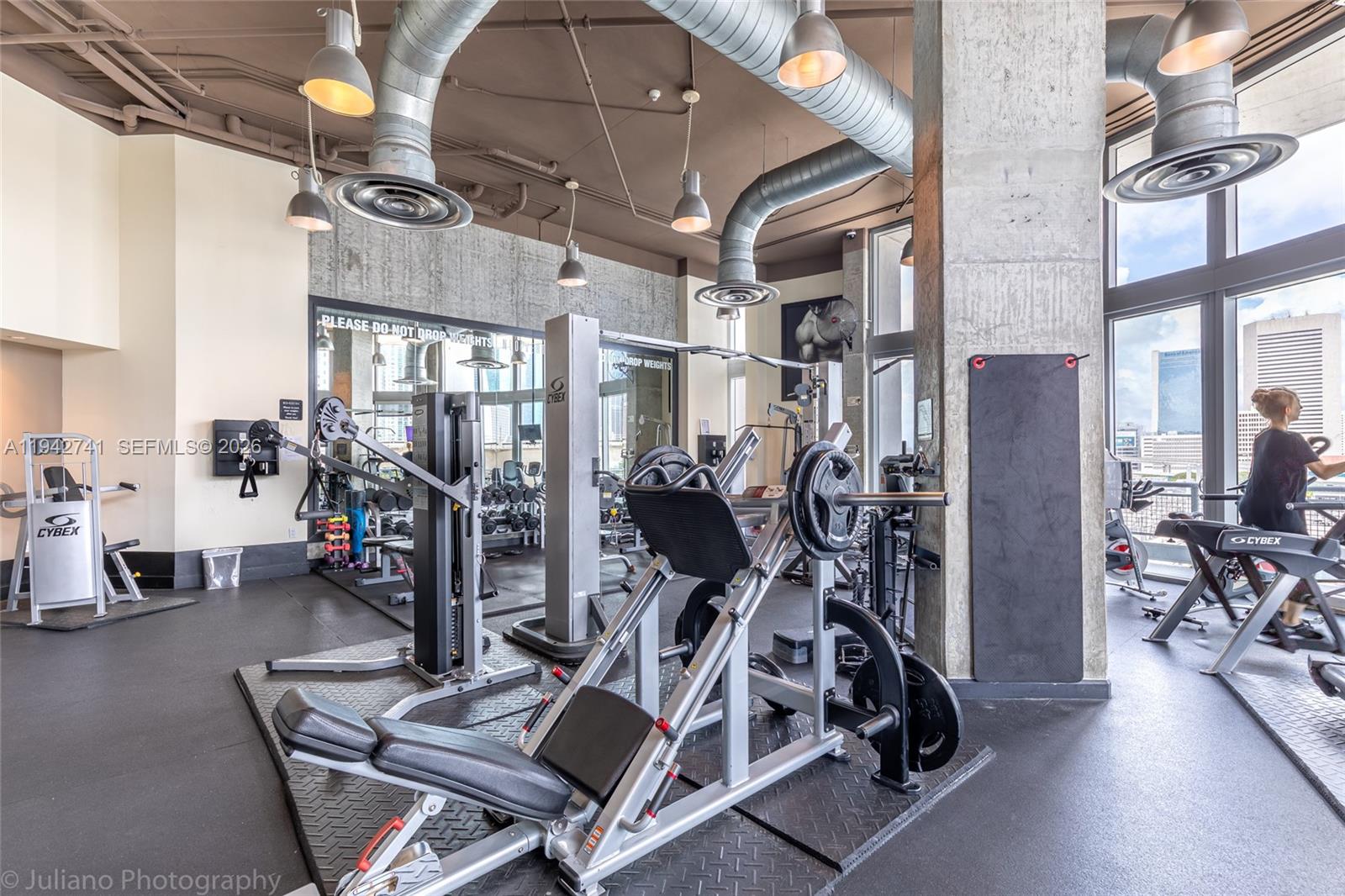 690 SW 1st Ct Unit: PHI17