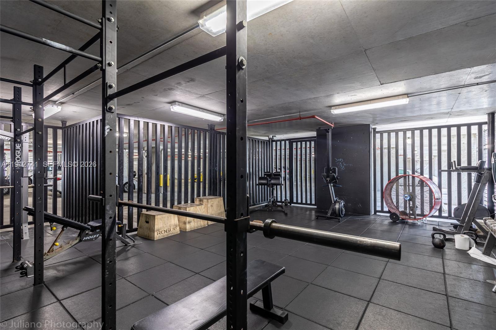 690 SW 1st Ct Unit: PHI17