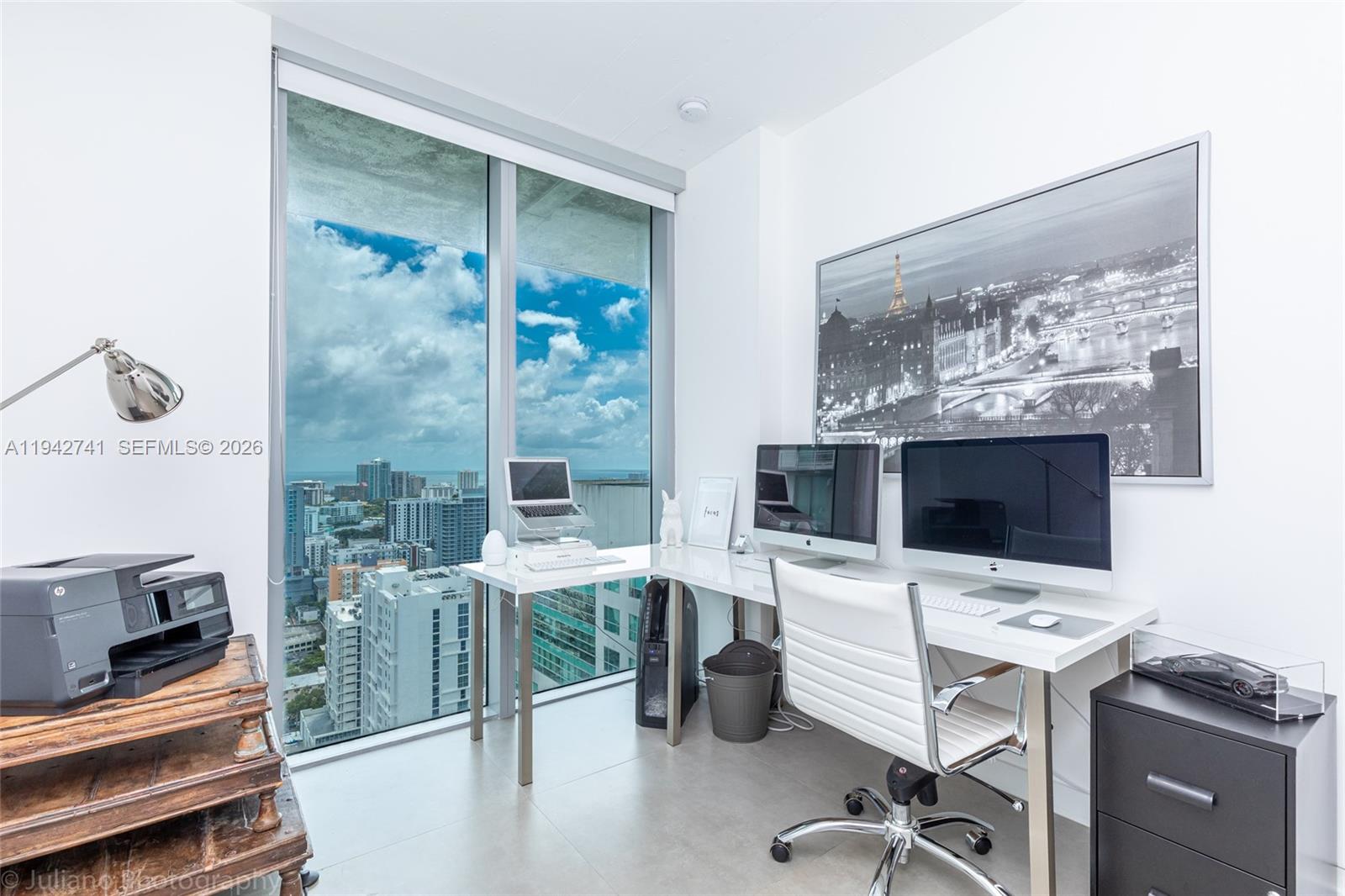 690 SW 1st Ct Unit: PHI17