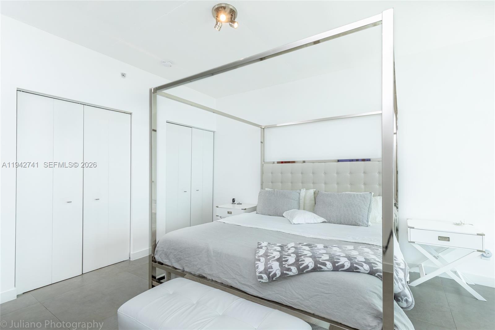 690 SW 1st Ct Unit: PHI17