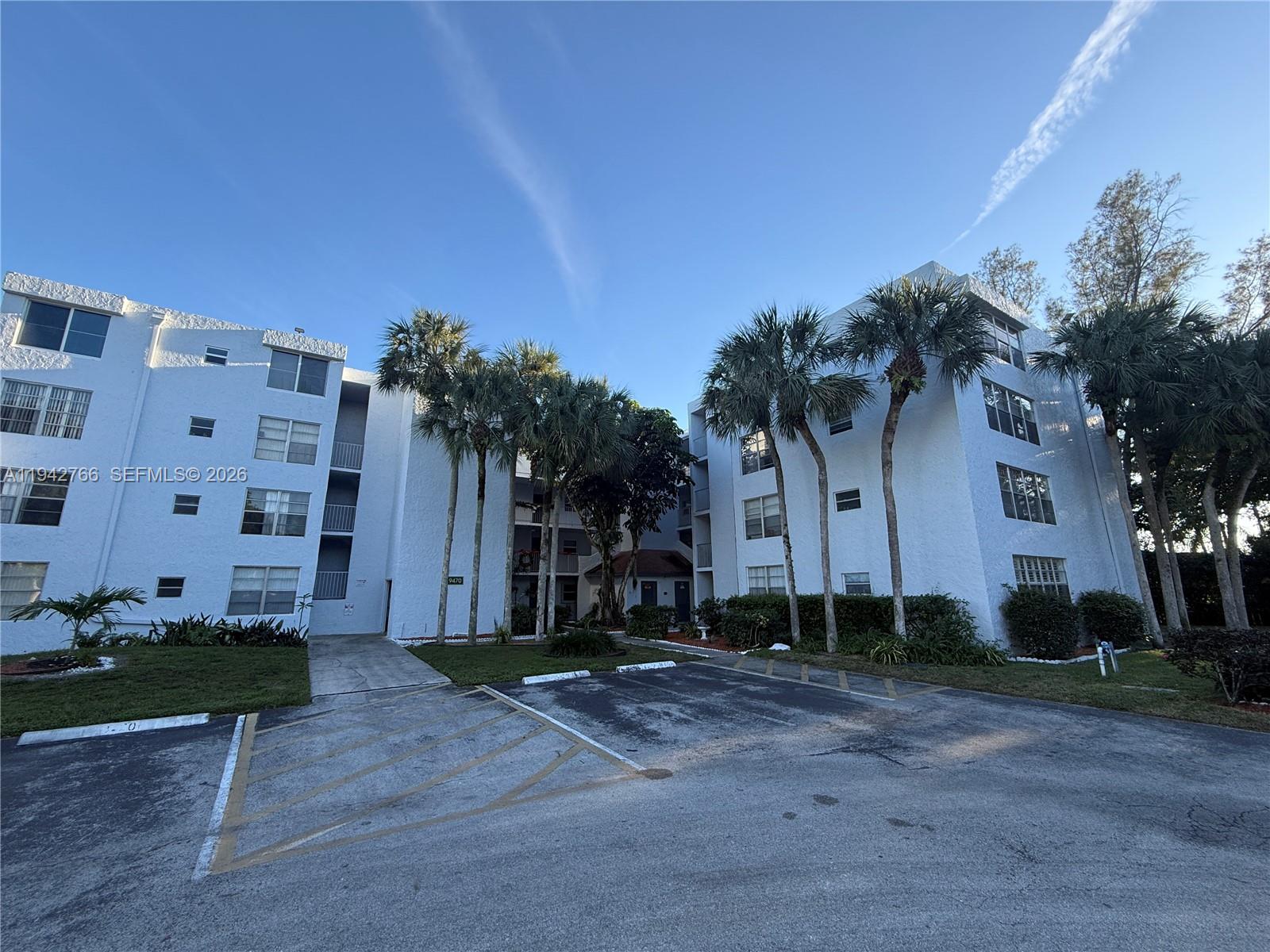 9470 Live Oak Pl # 104
