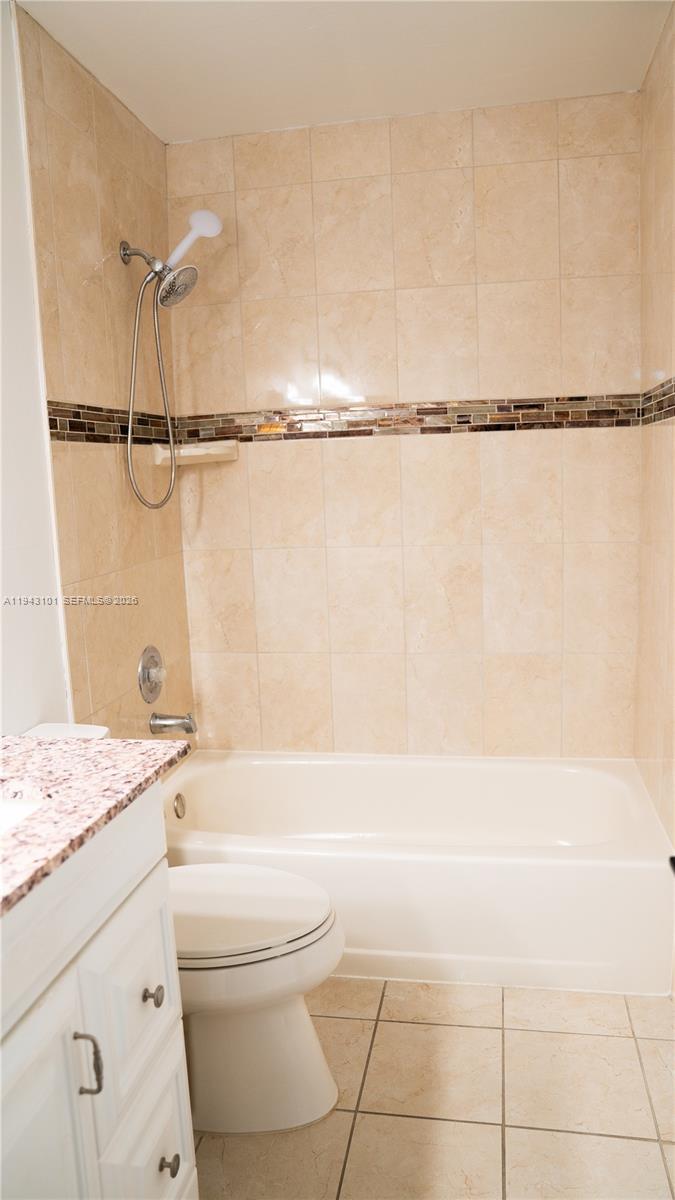 9023 SW 113th Place Cir W