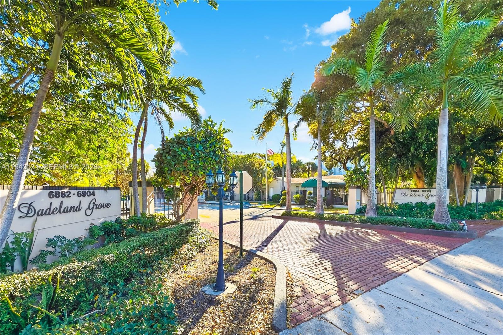 6902 N Kendall Dr # E101