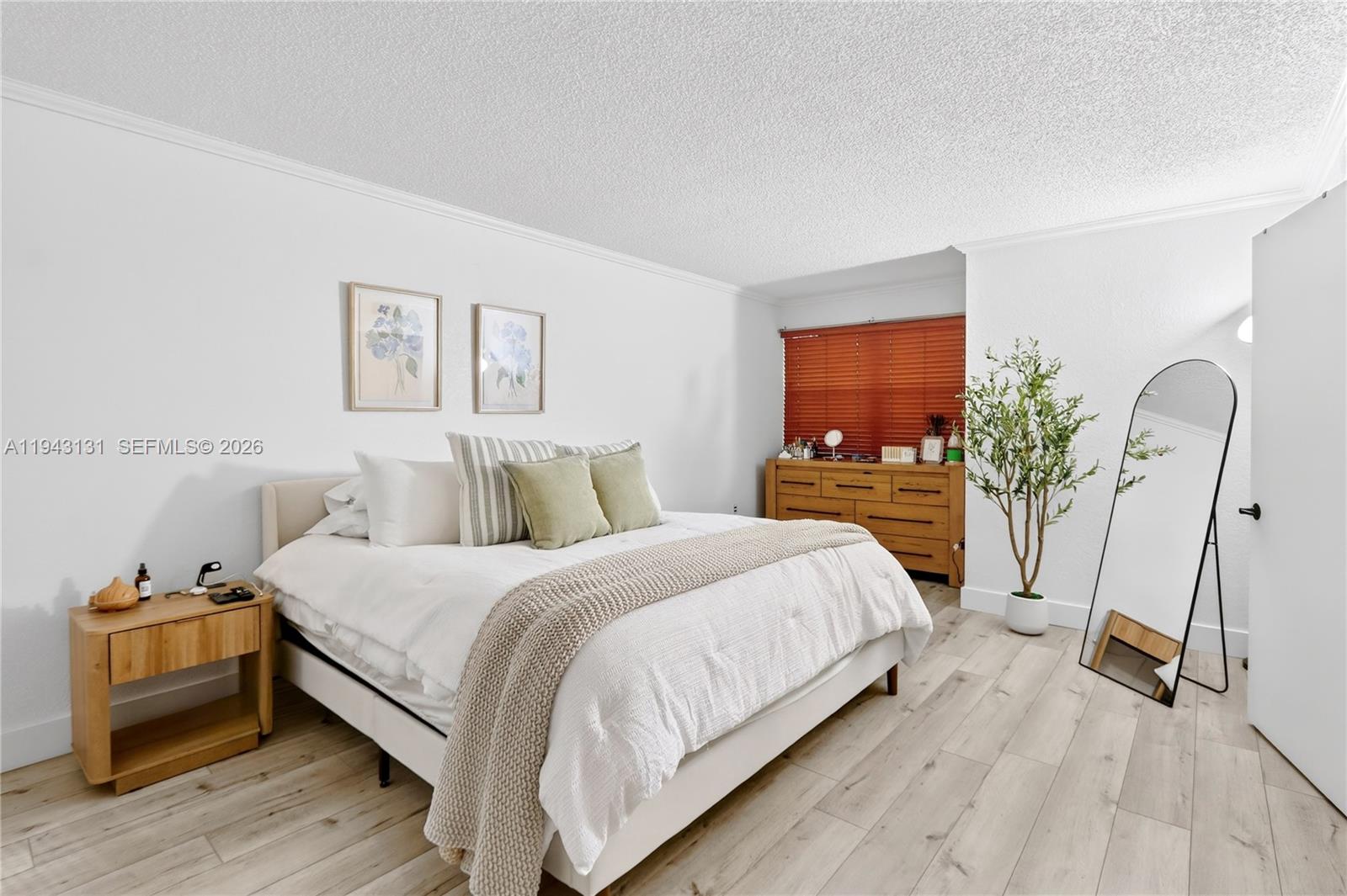 6902 N Kendall Dr # E101