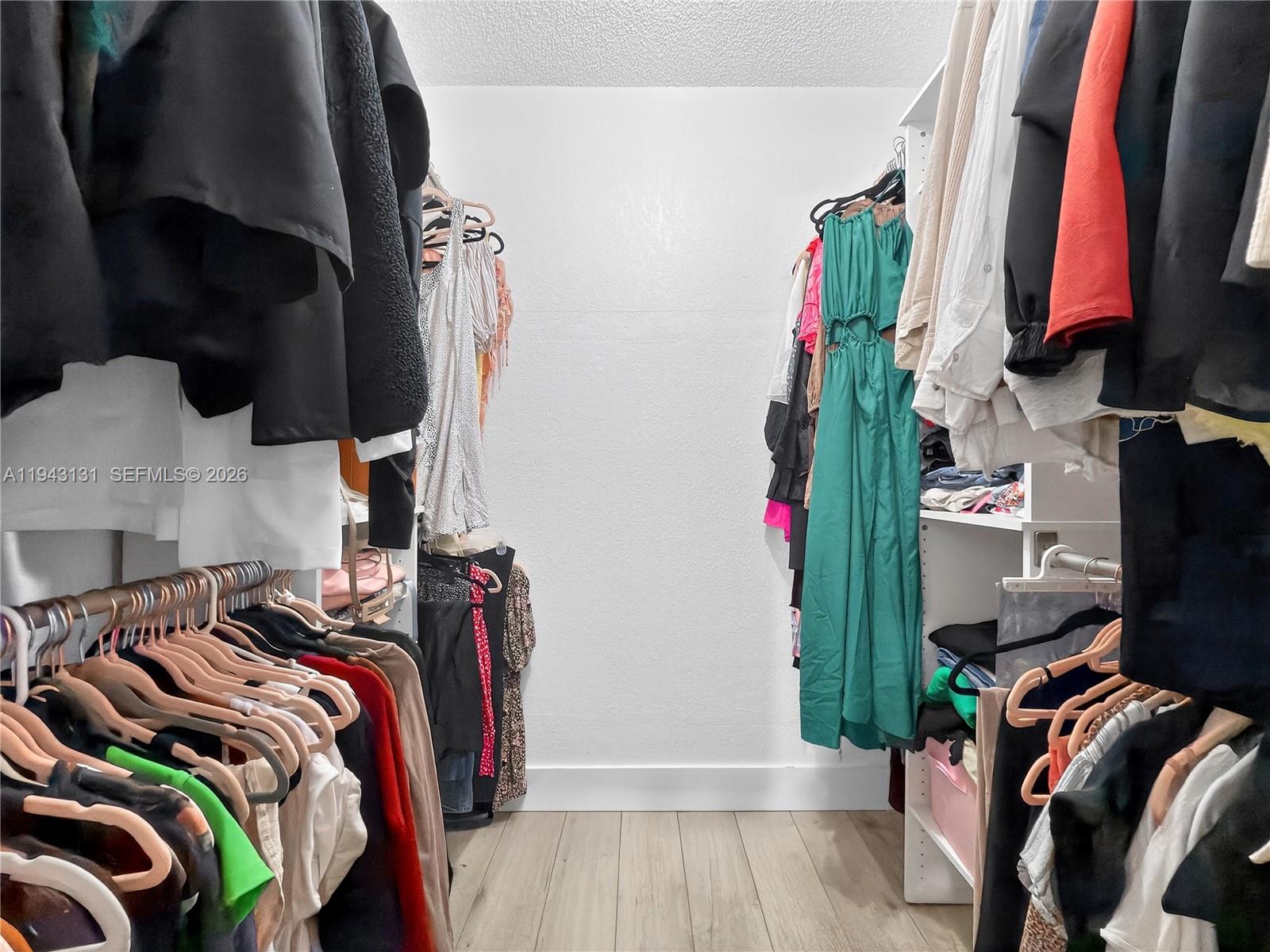 6902 N Kendall Dr # E101