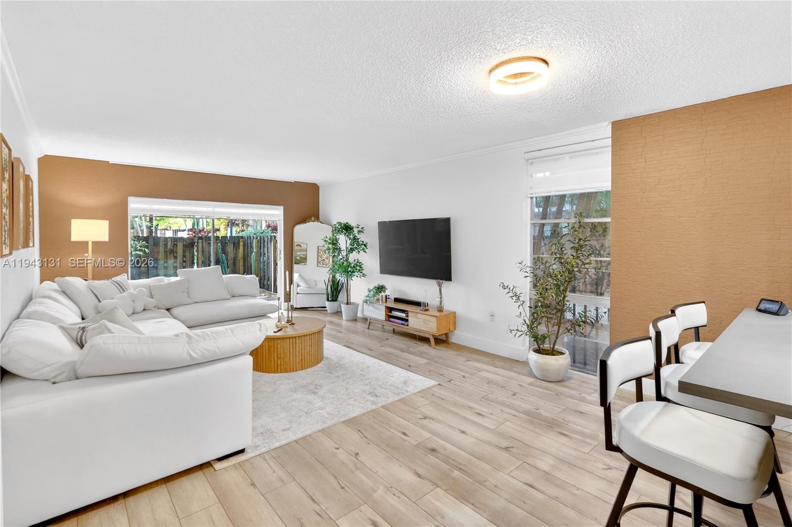 6902 N Kendall Dr # E101