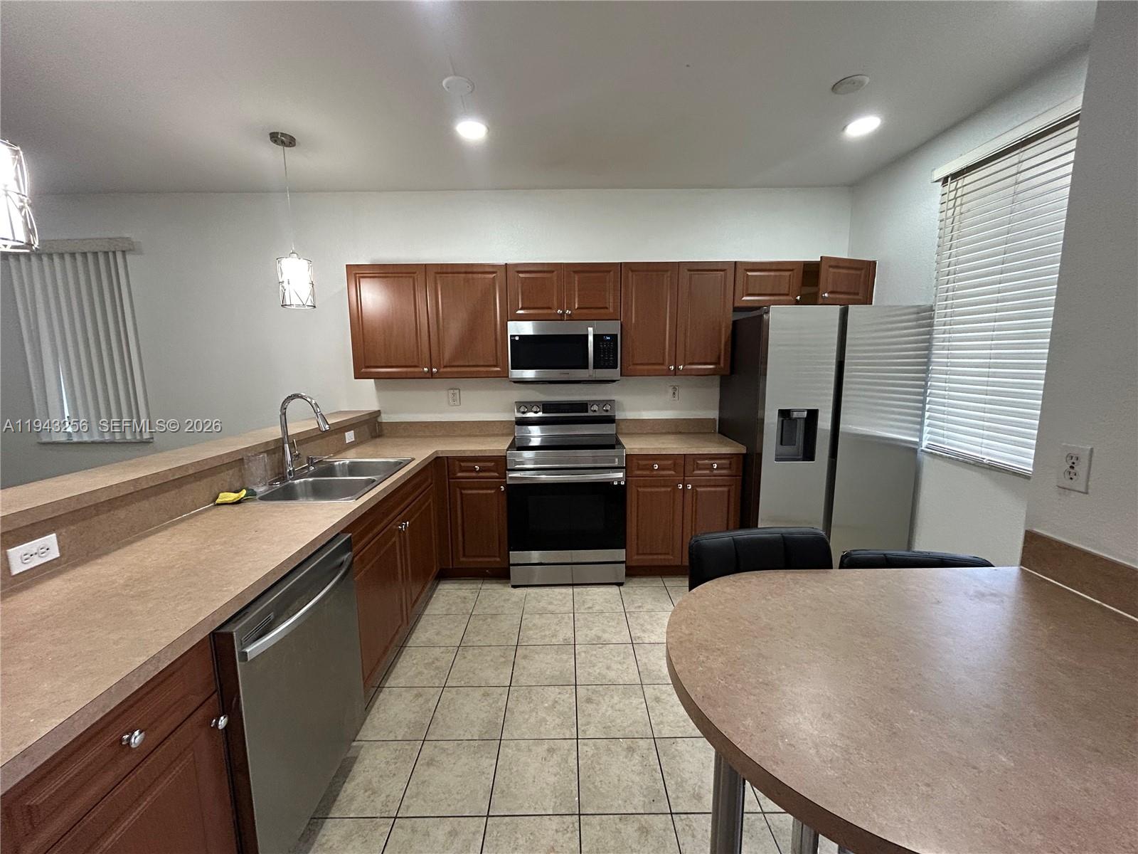 17339 NW 7th Ave # 106