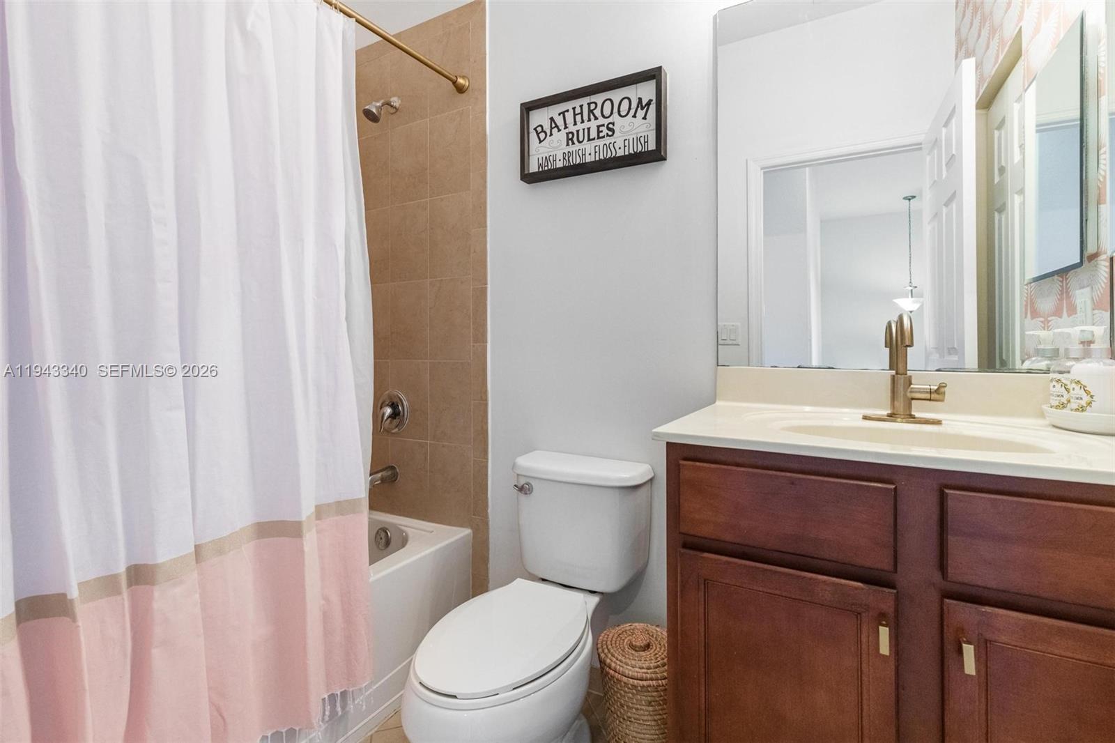 749 SE 32nd Ter # 749