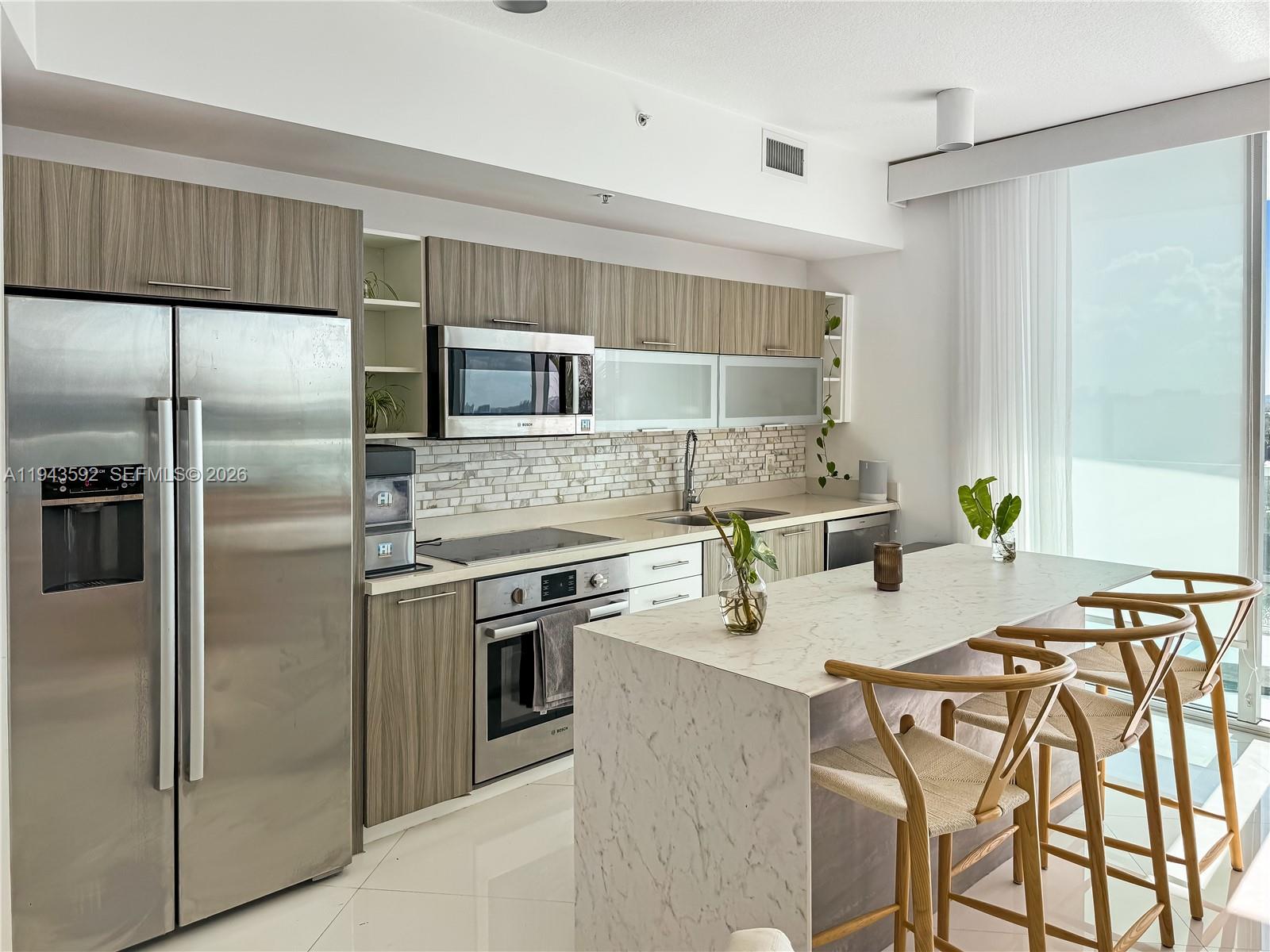 6700 Indian Creek Dr Unit: PH7