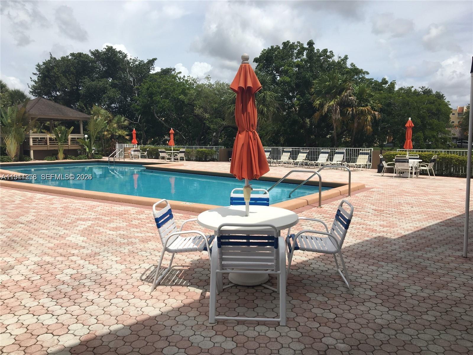 7765 SW 86th St # 303 Unit: F2-303