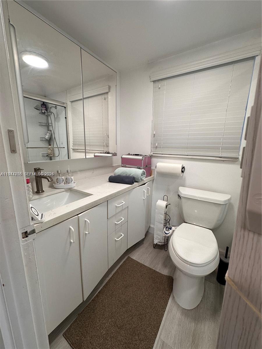 7765 SW 86th St # 303 Unit: F2-303