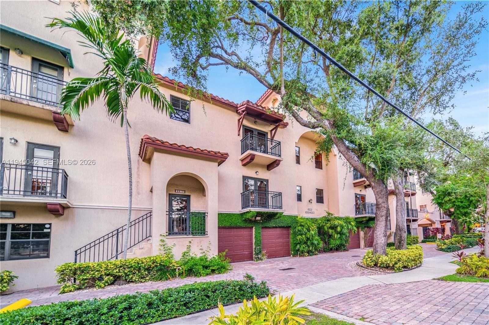 2829 Coconut Ave # 2829