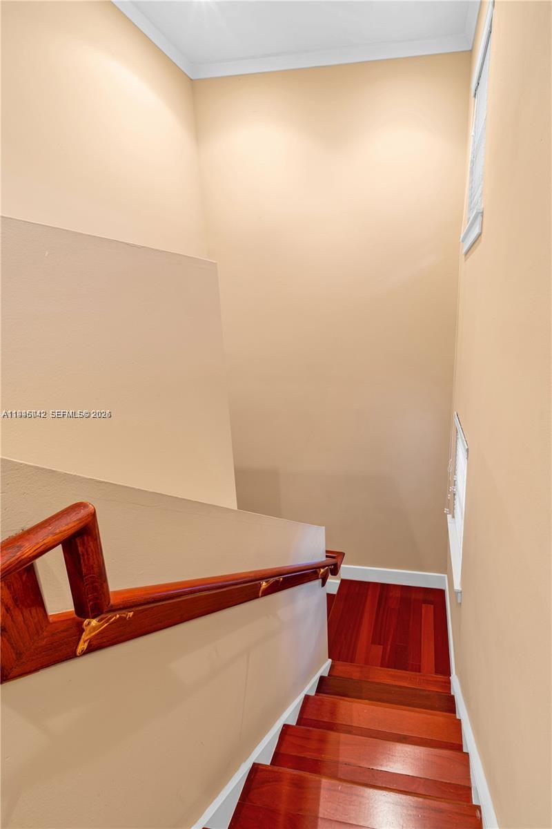 2829 Coconut Ave # 2829