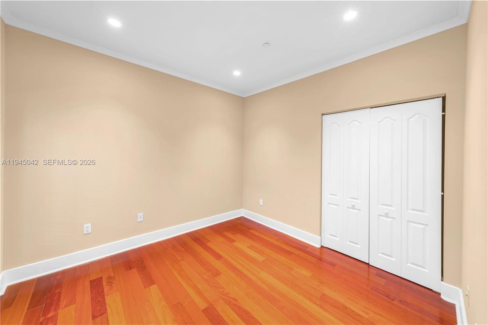 2829 Coconut Ave # 2829