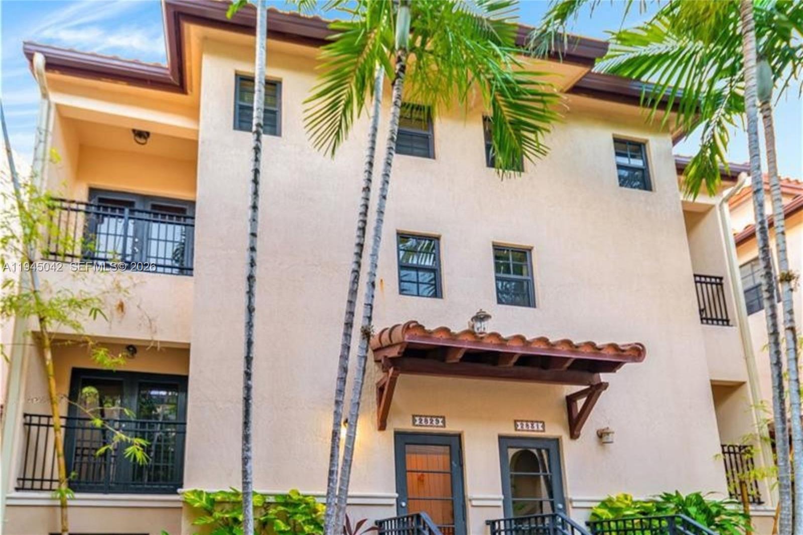 2829 Coconut Ave # 2829