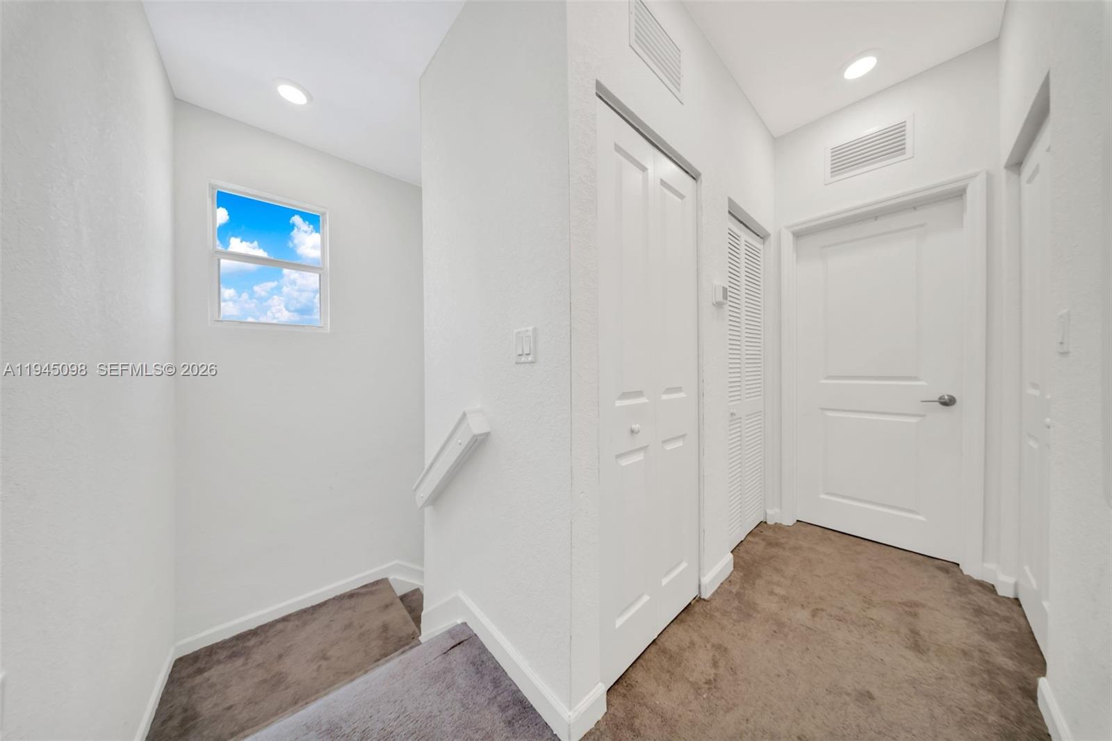 2699 SE 19th St # 2699